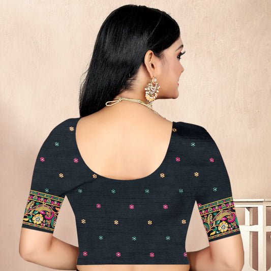 Noor-e-Shaam – Black Silk Saree with Heritage Banarasi Weave